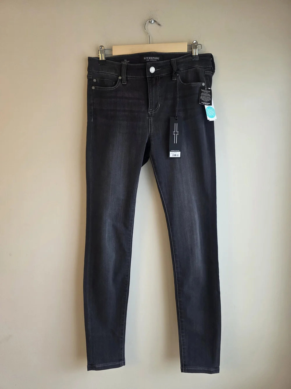 NWT Liverpool Kaylee Skinny Jeans Gray Meteorite Wash Size 6/28